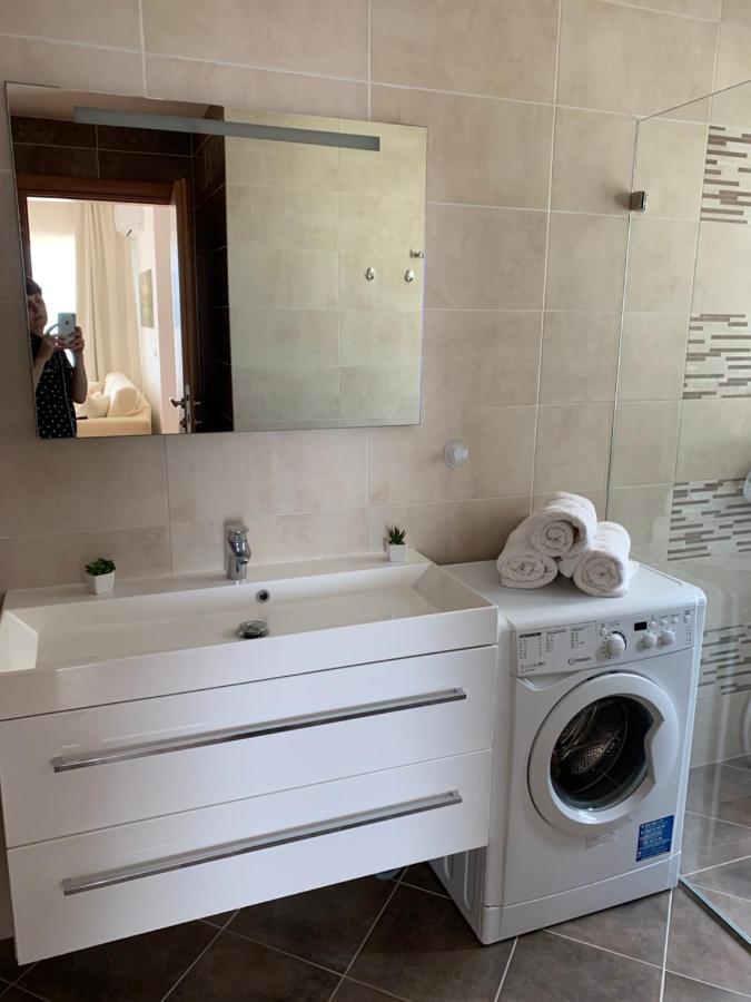 Ive Lole Ribara 38 Apartment Bečići Exterior foto