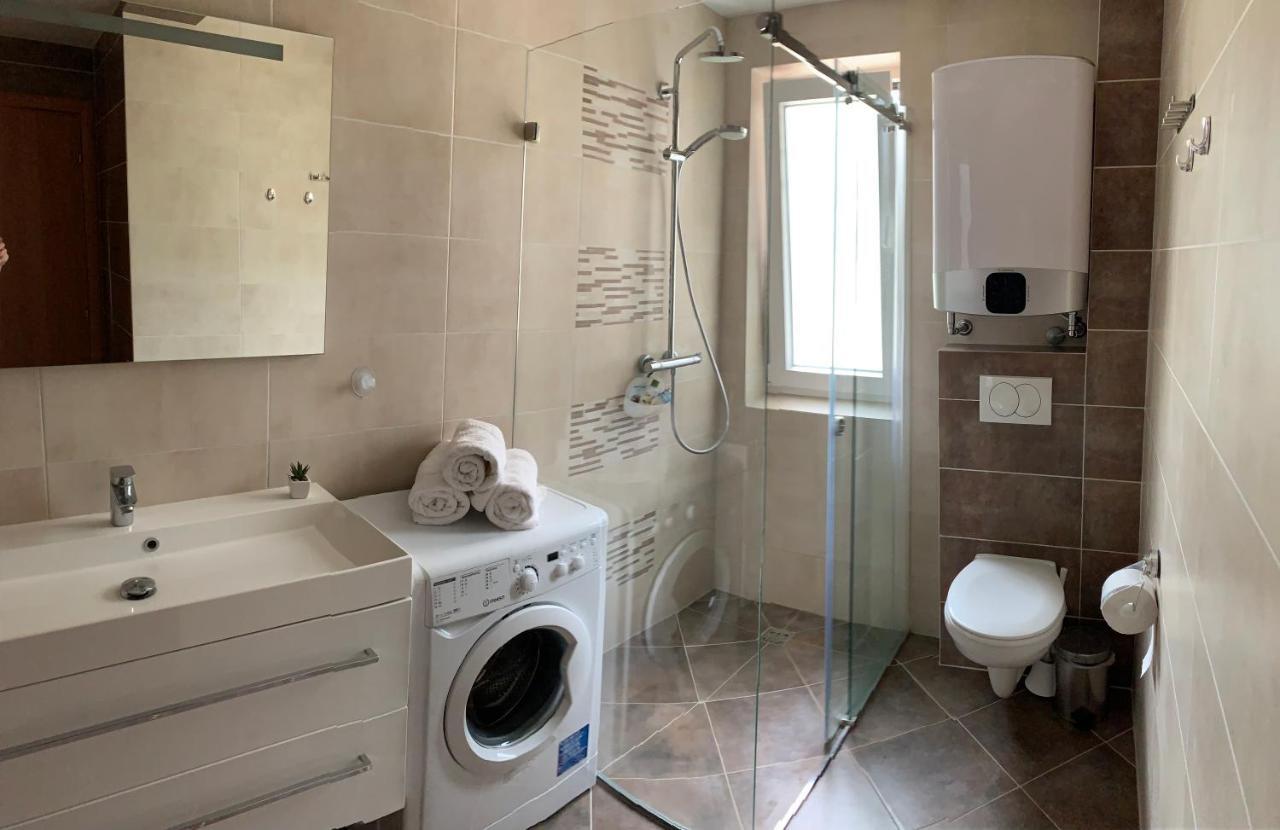 Ive Lole Ribara 38 Apartment Bečići Exterior foto