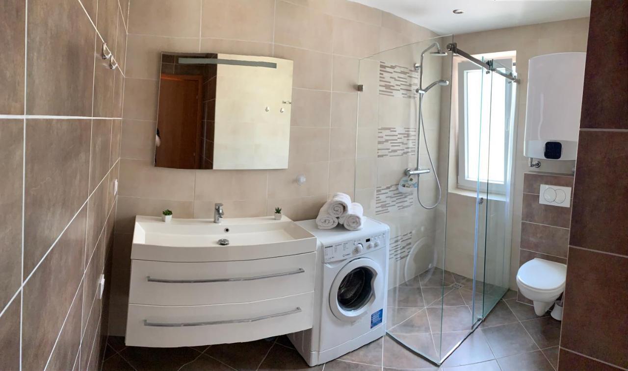Ive Lole Ribara 38 Apartment Bečići Exterior foto